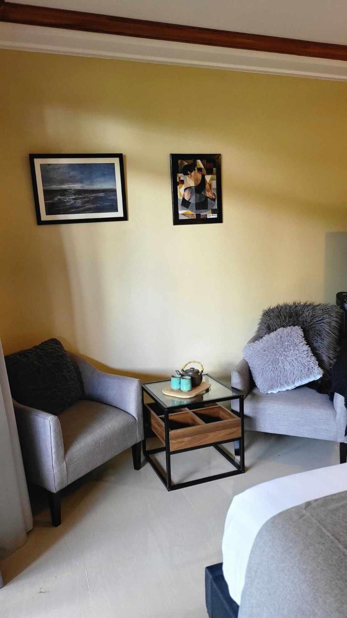 Charming Garden View,Privately Owned Deluxe Room At The Manor By Mist And Pine Baguio City Luaran gambar